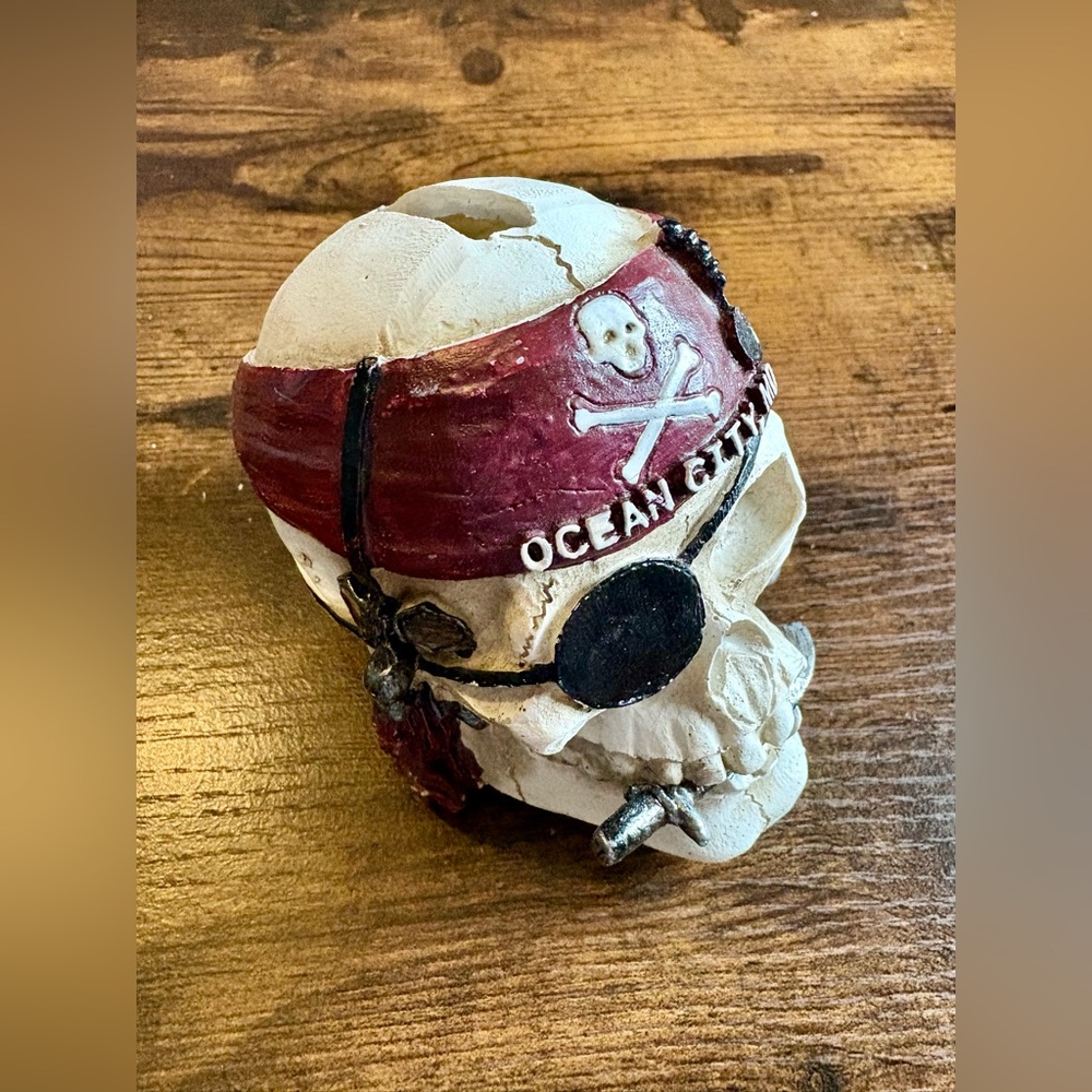 Ocean City Maryland Pirate Skull Coin Bank Collectible - Picture 4 of 5
